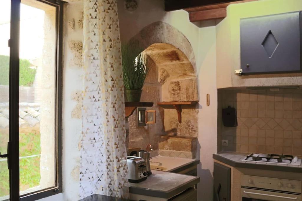 Apartmán Entre Uzes Et Le Pont-Du-Gard Le Logis D'Autrefois Castillon-du-Gard Exteriér fotografie