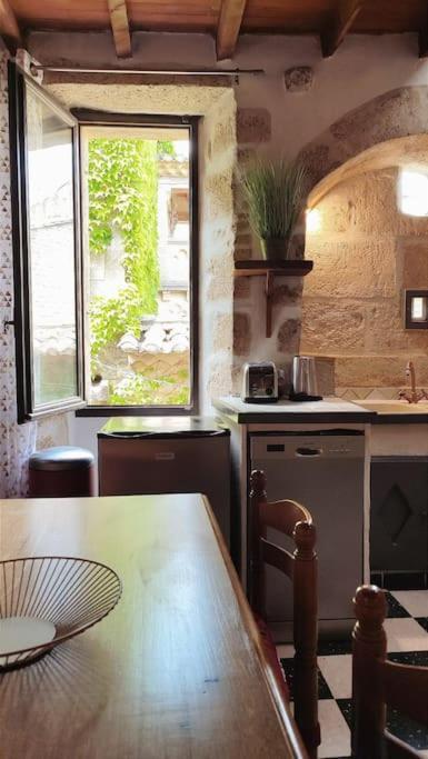 Apartmán Entre Uzes Et Le Pont-Du-Gard Le Logis D'Autrefois Castillon-du-Gard Exteriér fotografie